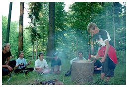 Konfirmanden - Nacht des Feuers - Nabelschnur durchtrennen